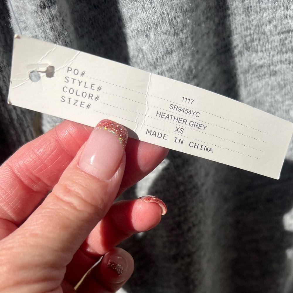 NWT Sweet Romeo Gray Sweater - Picture 6 of 8